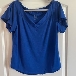 New York and company flutter sleeve v-neck tee